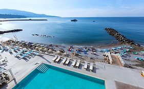 Alimuri Bay Resort